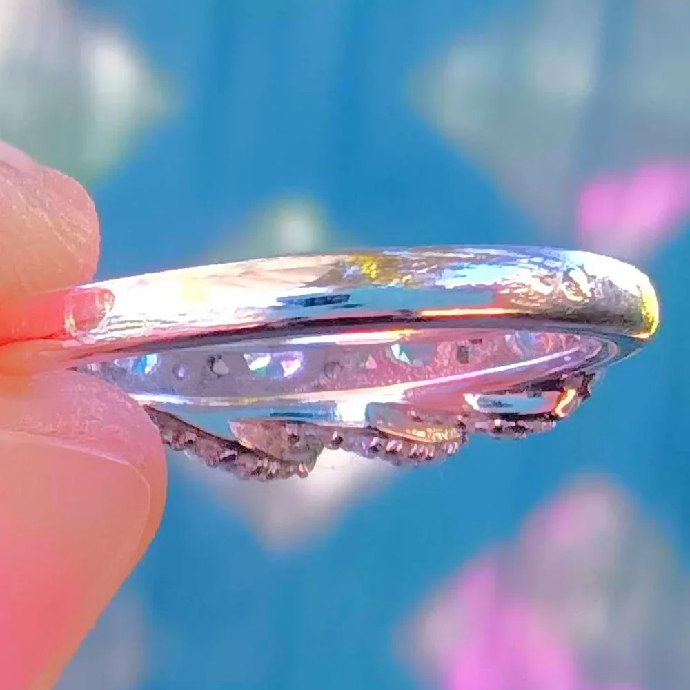 Sterling Silver Cubic Zirconia Cluster Twist Band Ring *NEW* - Picture 15 of 16